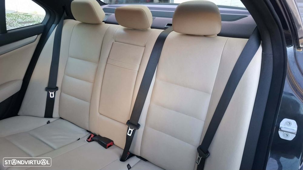 Mercedes-Benz C 350 CDI Avantgarde - 6