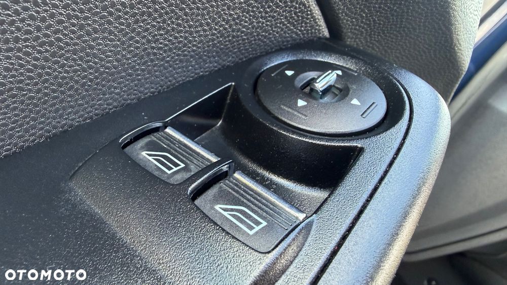 Ford Fiesta - 20