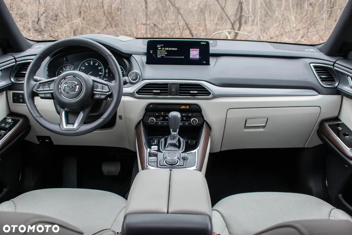 Mazda CX-9 - 11