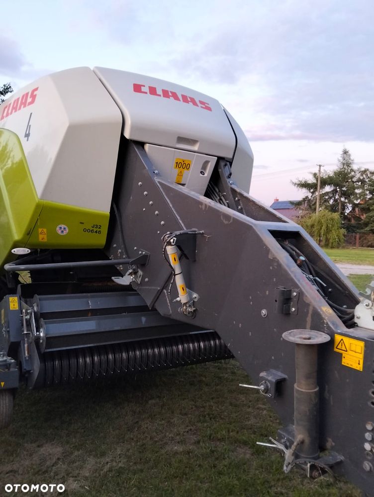 Claas Quadrant 5300FC - 4