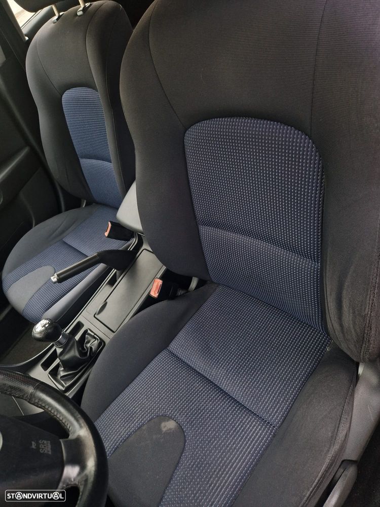 Mazda 3 Hatchback - 3