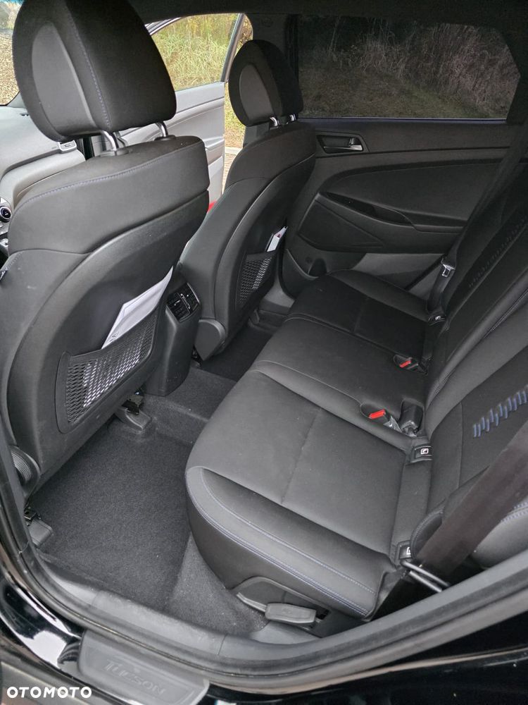 Hyundai Tucson blue 1.6 GDi 2WD Navi - 12