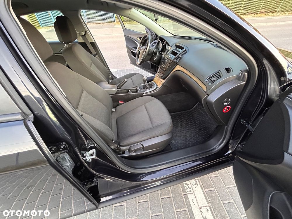 Opel Insignia 1.6 - 18