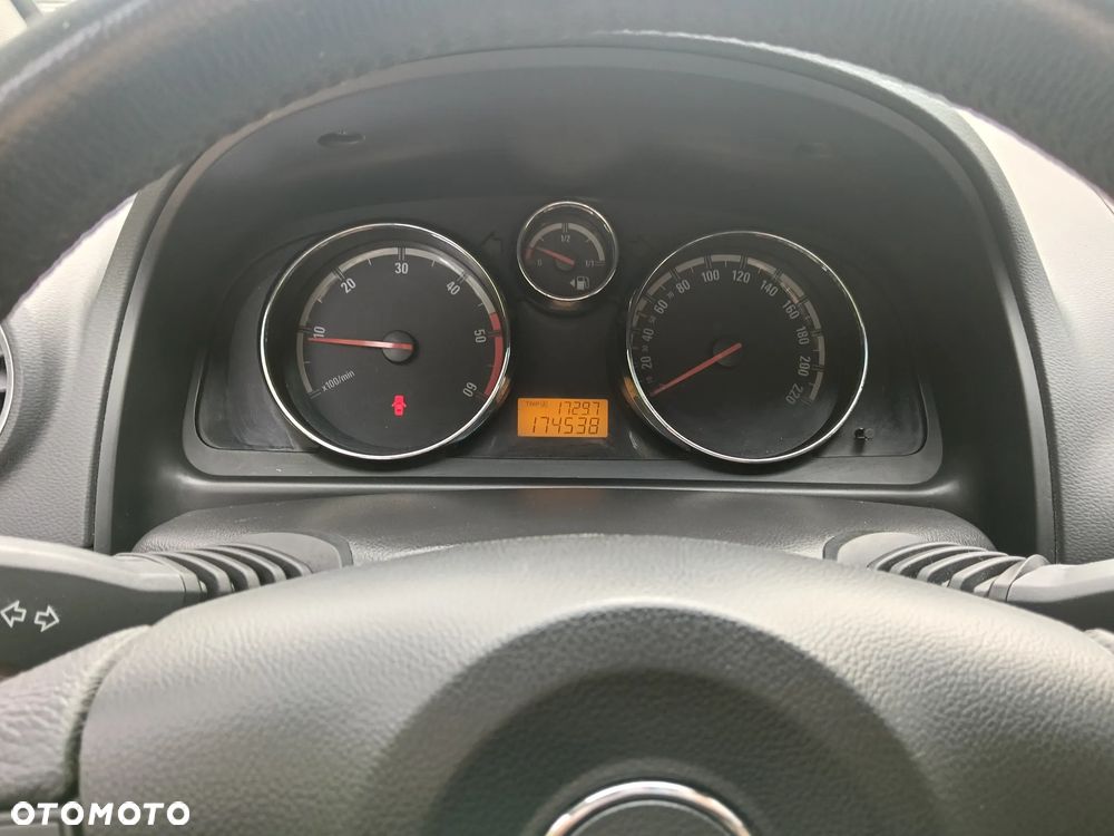 Opel Antara 2.0 CDTI 4x4 Cosmo - 24
