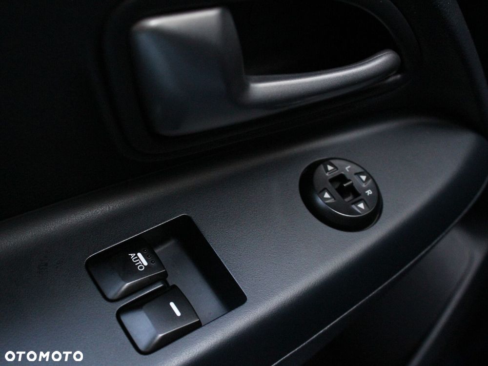 Kia Rio - 23