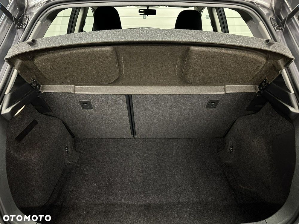 Toyota Auris - 11