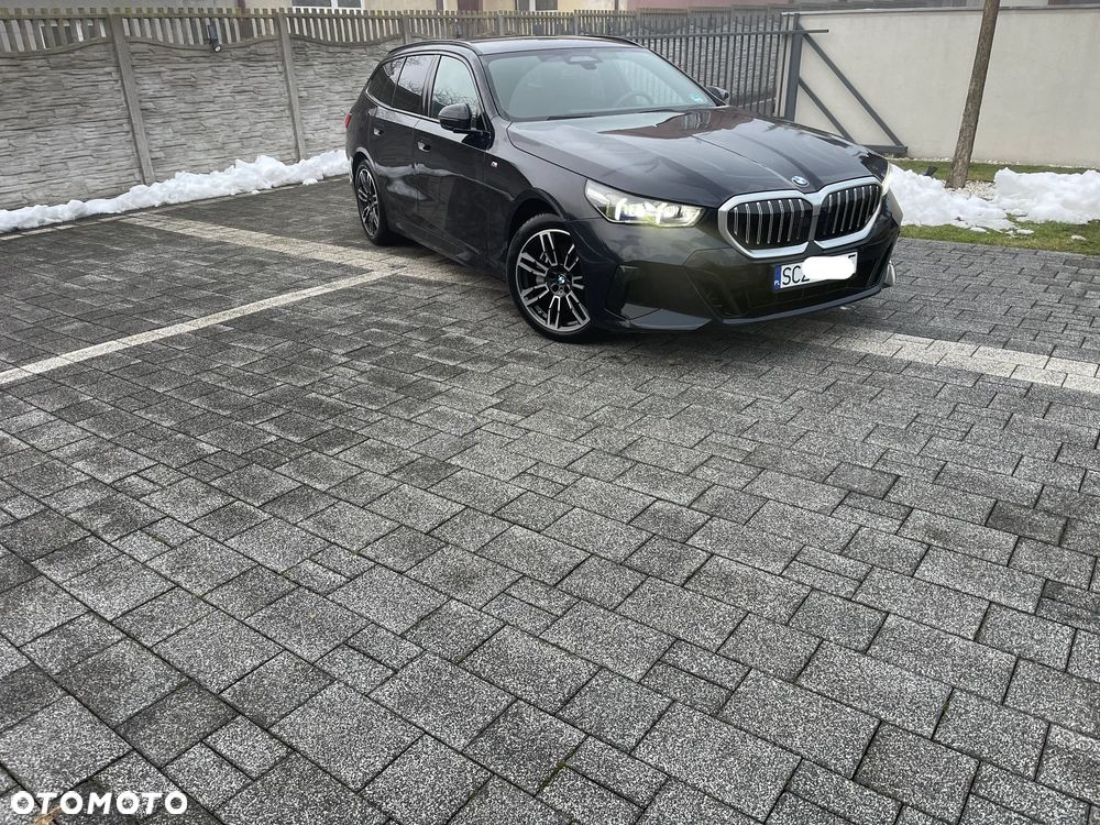 BMW Seria 5 540d xDrive mHEV - 1
