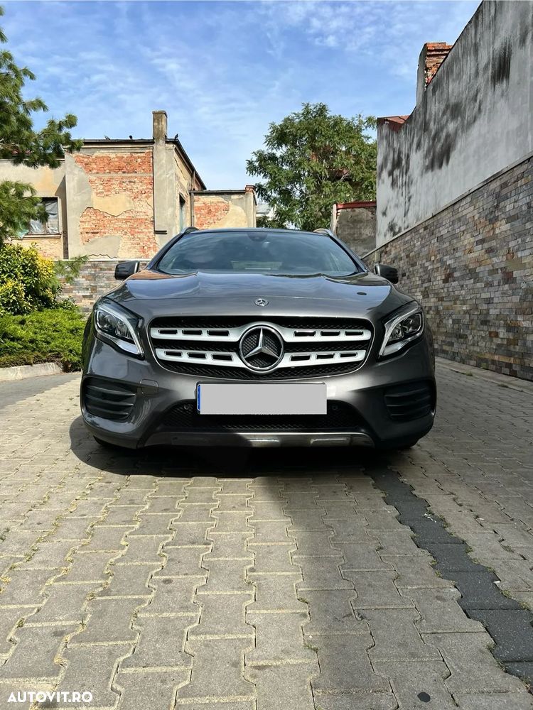 Mercedes-Benz GLA 250 4MATIC 7G-DCT AMG Line - 1
