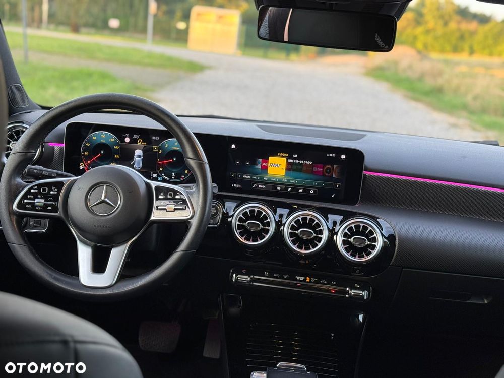Mercedes-Benz Klasa A 180 7G-DCT Style - 9