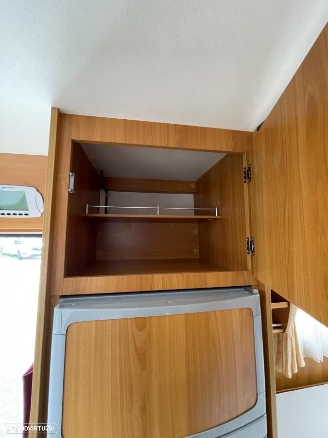 Autostar Auros 80 Distinction 2.3 MJ cama francesa - 28