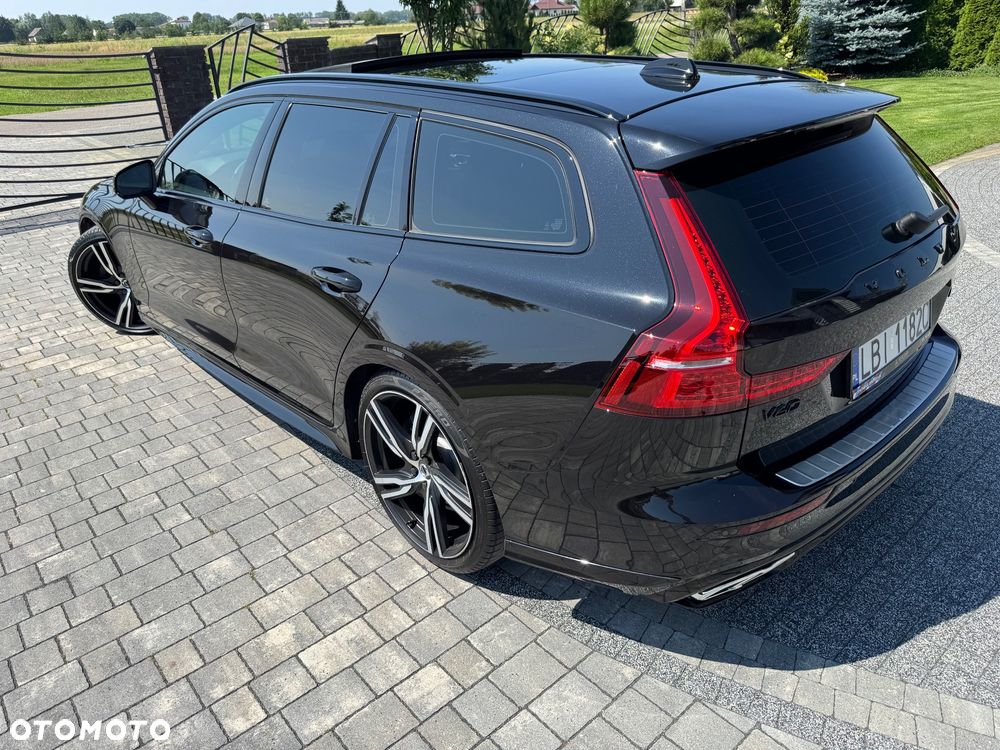 Volvo V60 D3 R-Design - 10