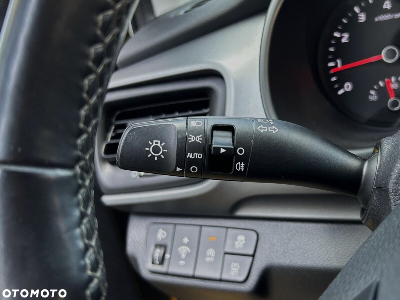 Kia Stonic - 21
