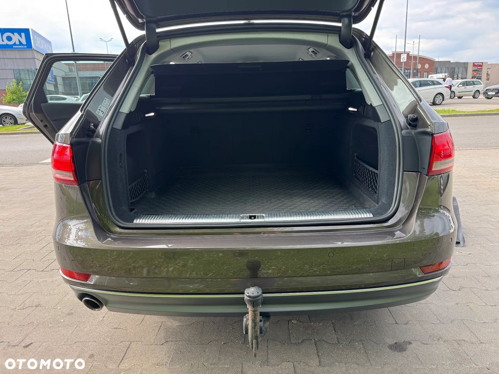 Audi A4 Avant 2.0 TDI DPF Ambiente - 16