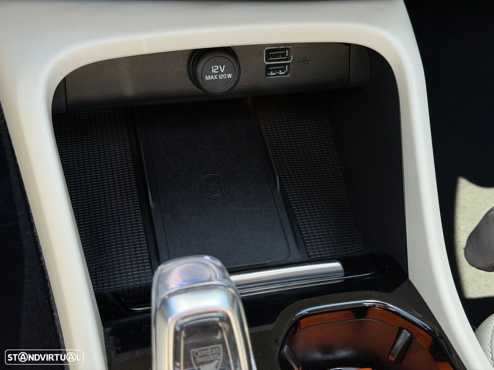 Volvo XC 40 1.5 T5 PHEV Inscription - 55