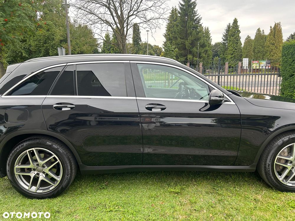 Mercedes-Benz GLC 220 d 4-Matic - 3