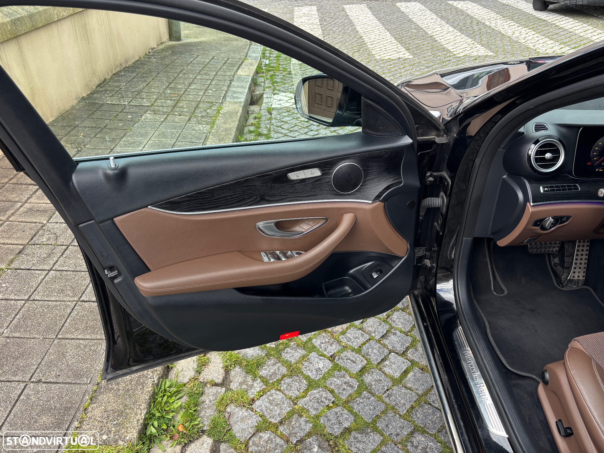 Mercedes-Benz E 300 de Avantgarde 4Matic - 5