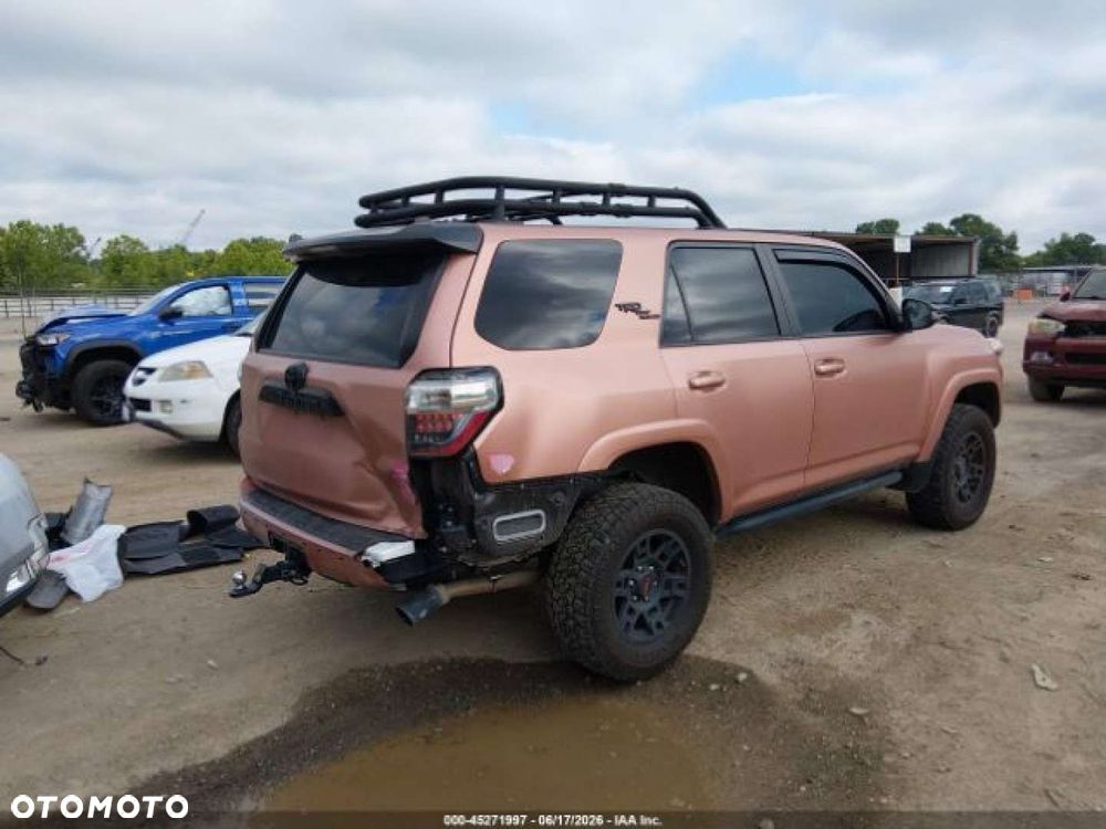 Toyota 4-Runner - 4