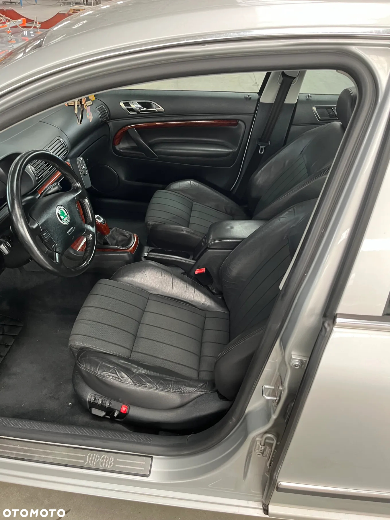 Skoda Superb 2.8 V6 Elegance - 9
