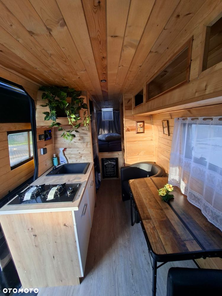 Mercedes-Benz Sprinter 313 - 11