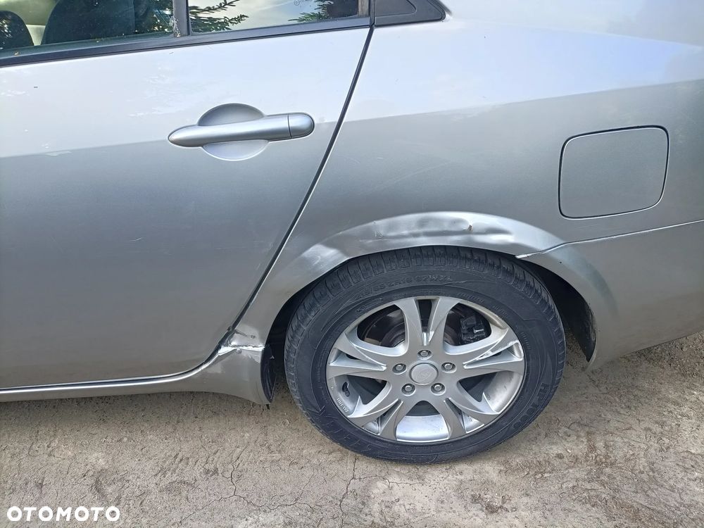 Nissan Primera Traveller 1.9 dCi acenta - 15