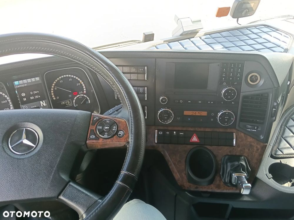 Mercedes-Benz ACTROS mp4 - 2