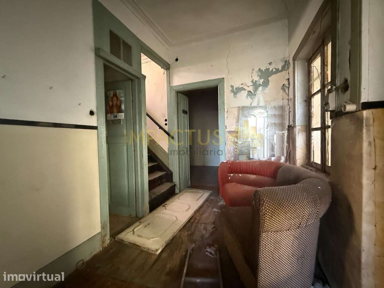 Moradia T3 para restauro - Grande imagem: 4/16