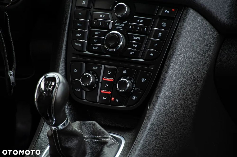 Opel Meriva ver-1-4-turbo-150-jahre - 24