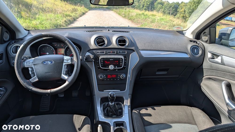 Ford Mondeo 2.0 TDCi Trend - 13