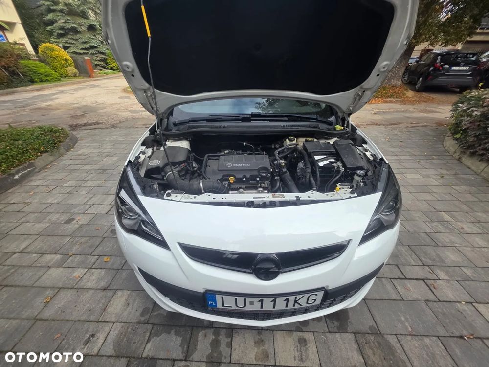 Opel Astra GTC 1.4 Turbo - 3