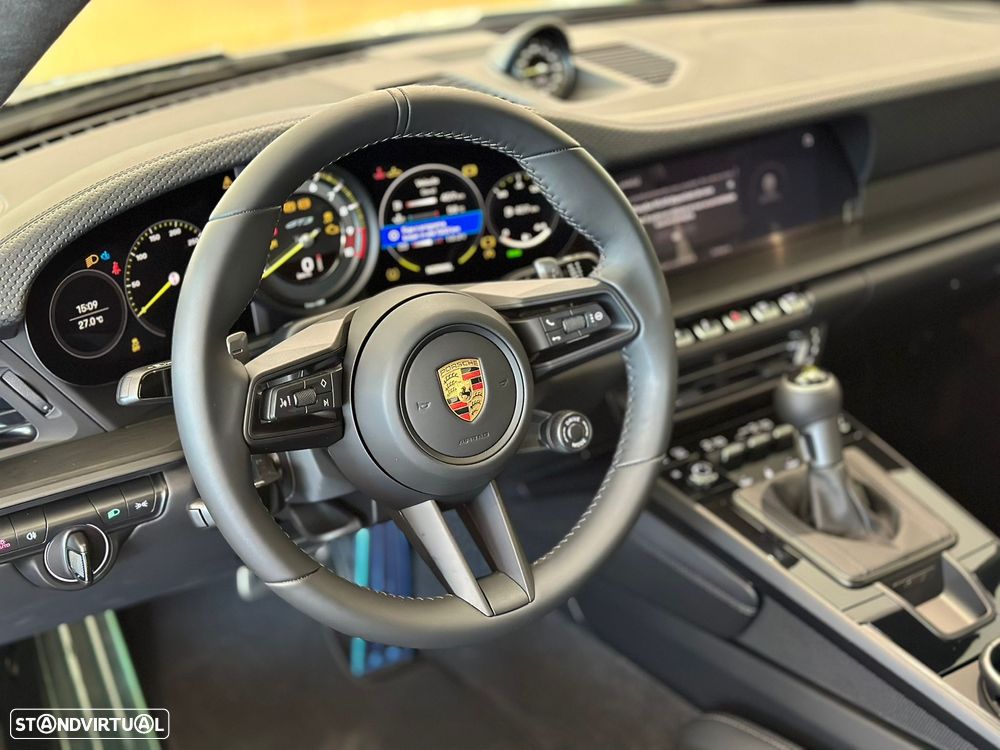 Porsche 911 (992) GT3 Touring Package PDK - 6