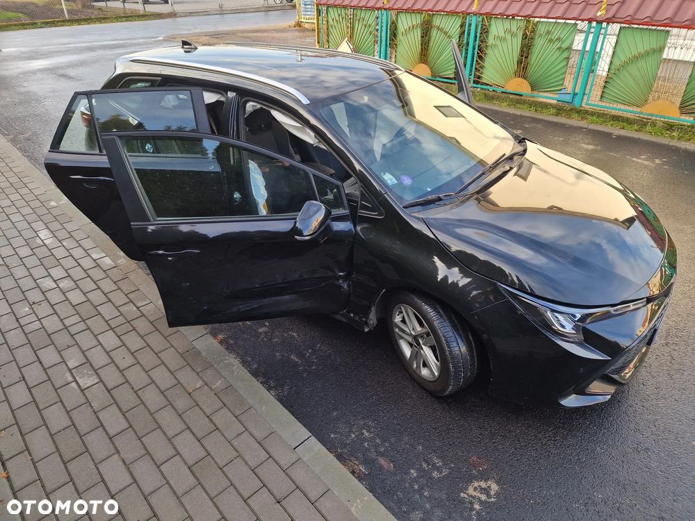 Toyota Corolla 1.8 Business Edition - 17