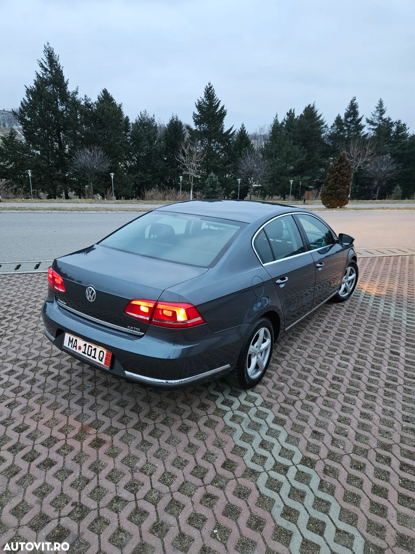 Volkswagen Passat 2.0 TDI DPF Blue TDI Comfortline - 8