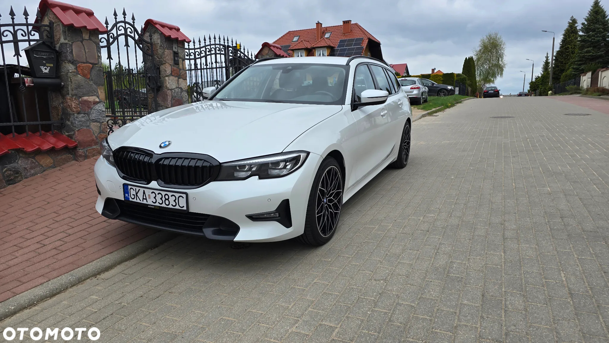 BMW Seria 3 320d Touring Sport Line - 4