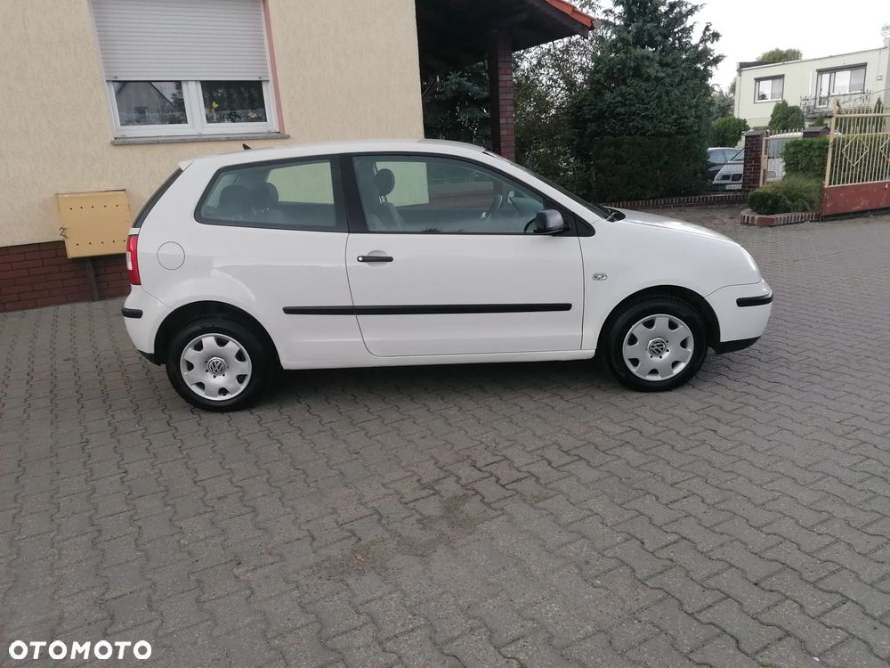 Volkswagen Polo - 11