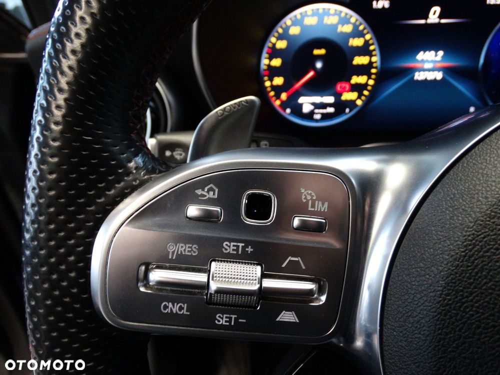 Mercedes-Benz GLC - 25