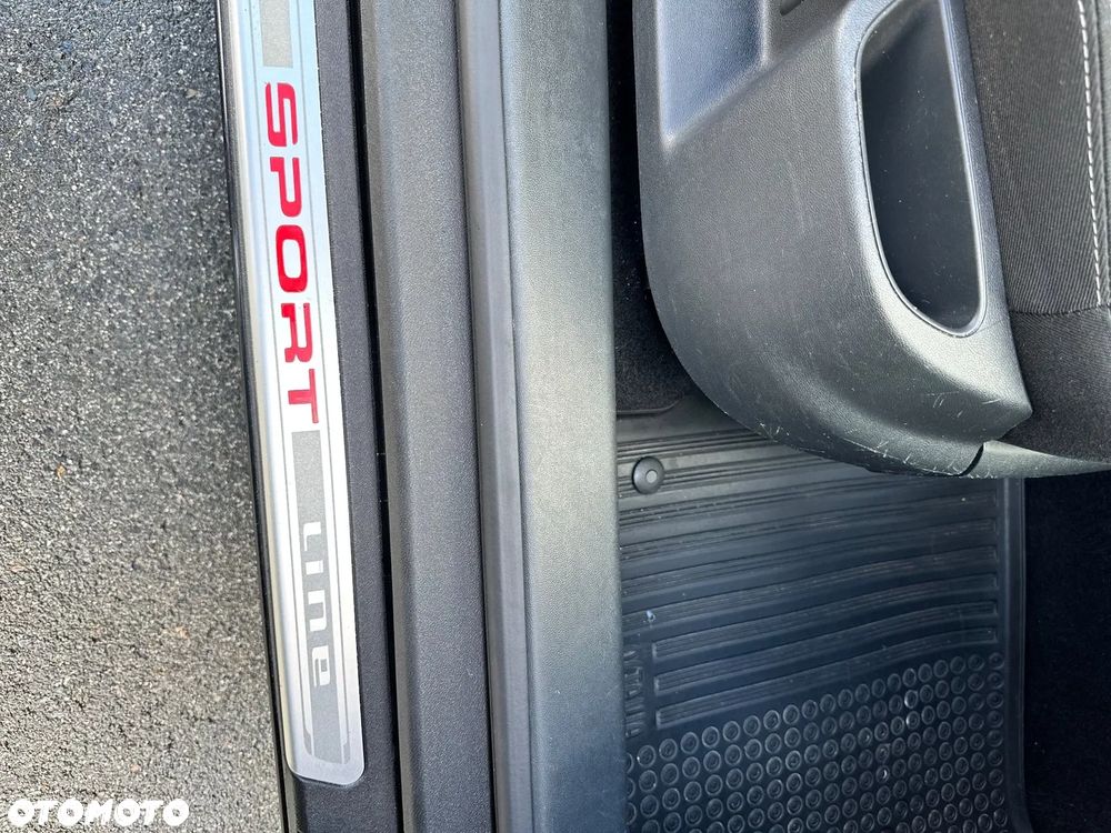 Skoda Octavia 1.8 TSI SPORT EDITION - 8