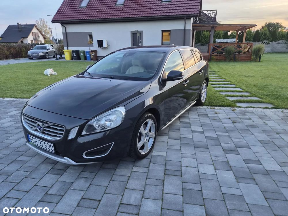 Volvo V60 2011