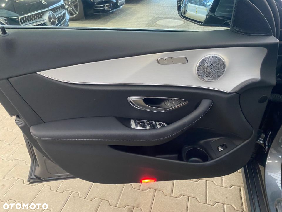 Mercedes-Benz Klasa E - 10