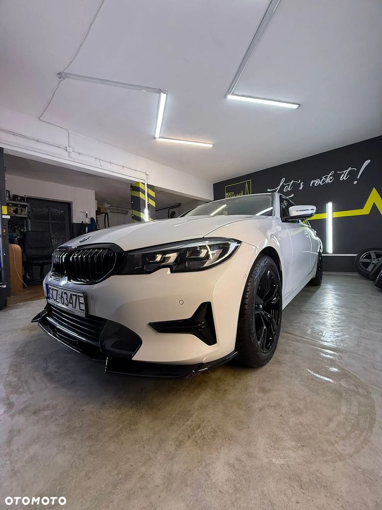 BMW Seria 3 318d MHEV Sport Line - 13