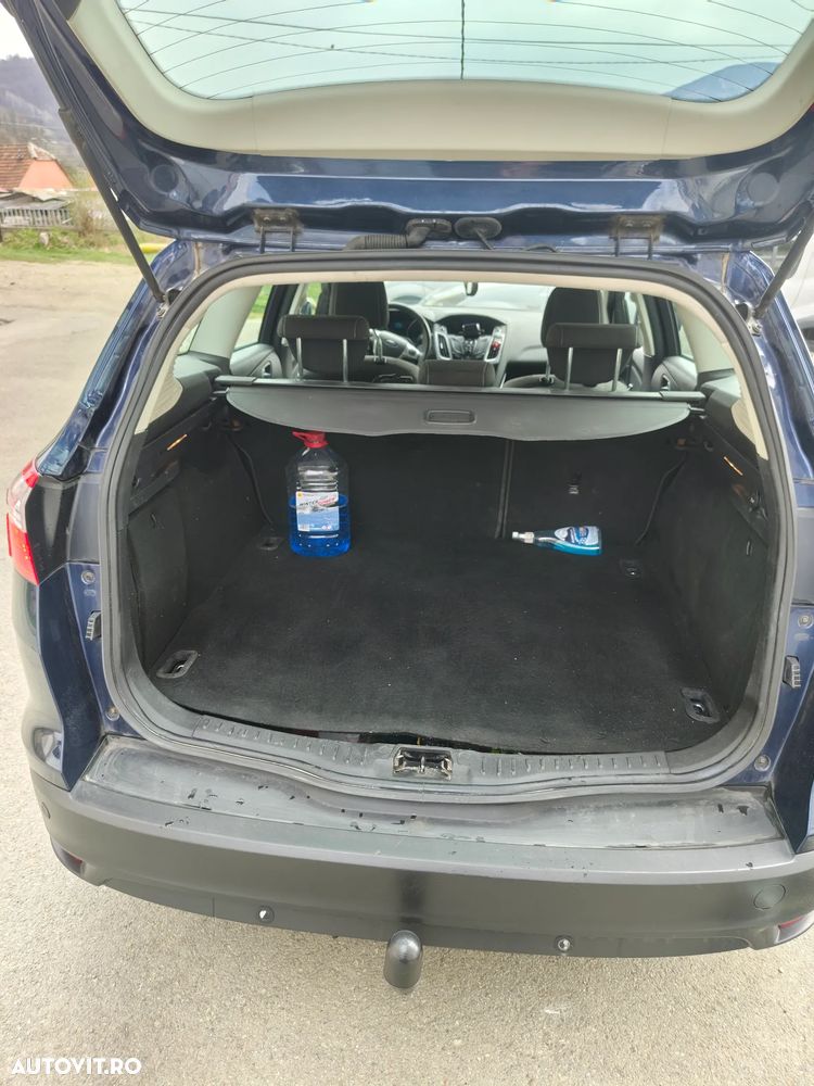 Ford Focus 1.6 TDCi DPF Start-Stopp-System Titanium - 9