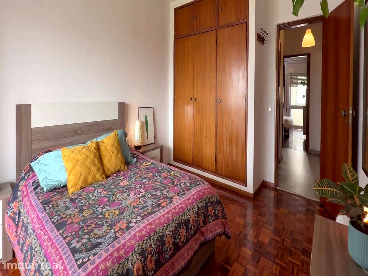 Apartamento T2 com varanda e ar condicionado - Grande imagem: 3/17