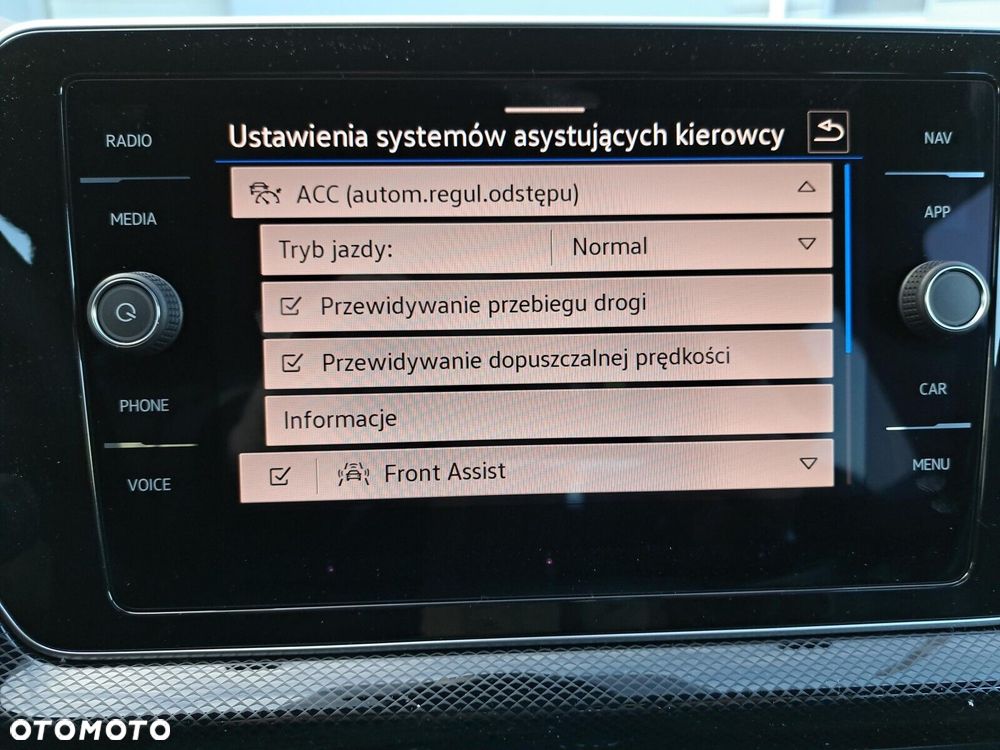 Volkswagen T-Cross - 35