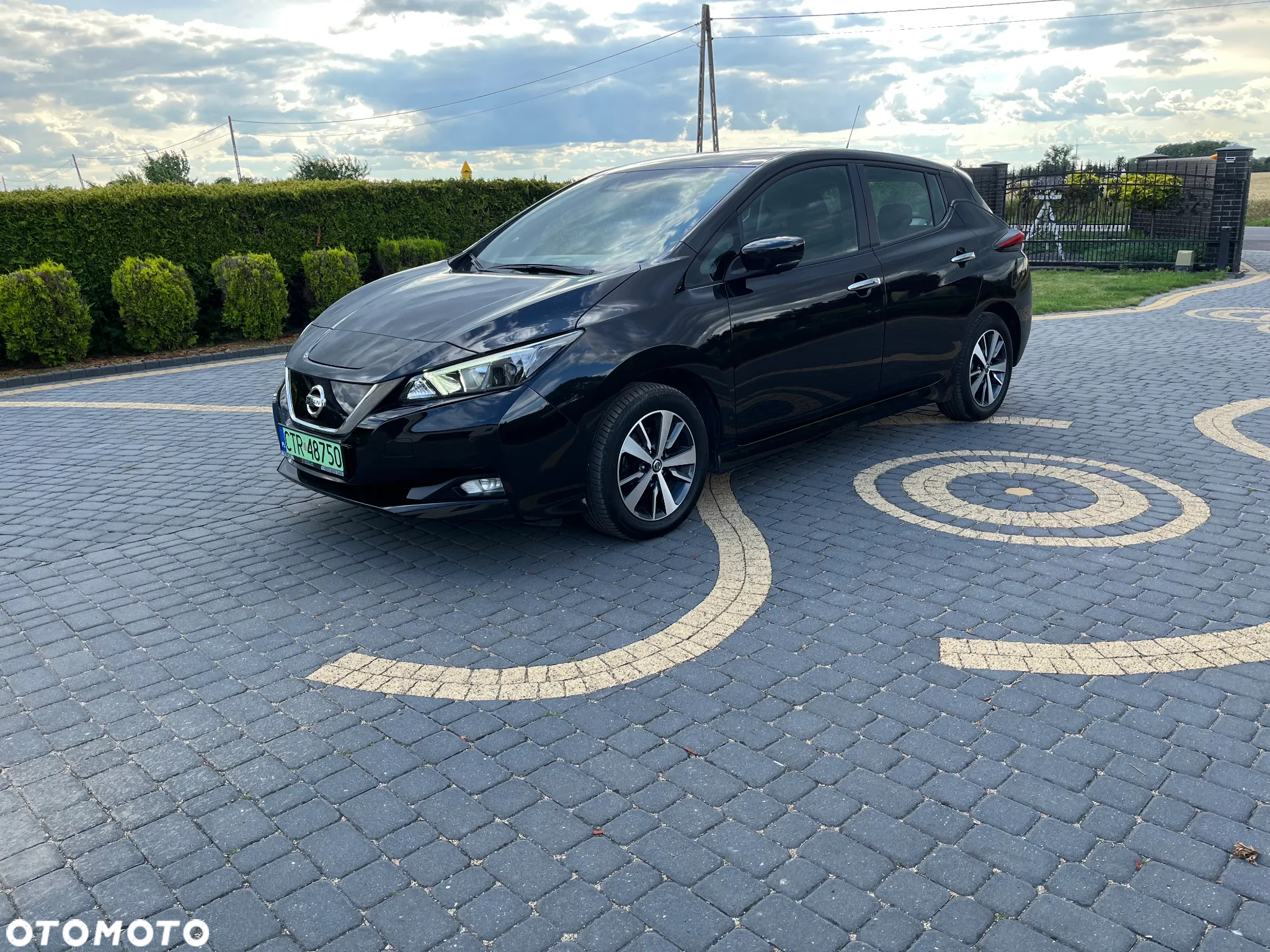 Nissan Leaf - 12