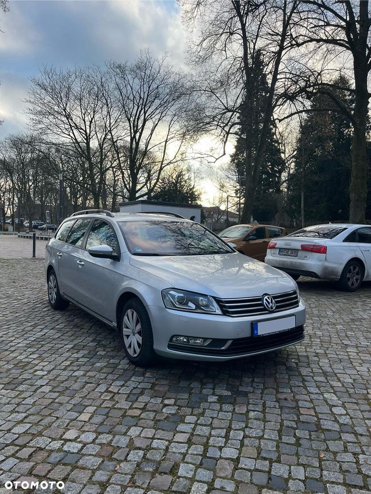 Volkswagen Passat 2.0 TDI 4Motion DSG BlueMotion Tech Comfortline - 2