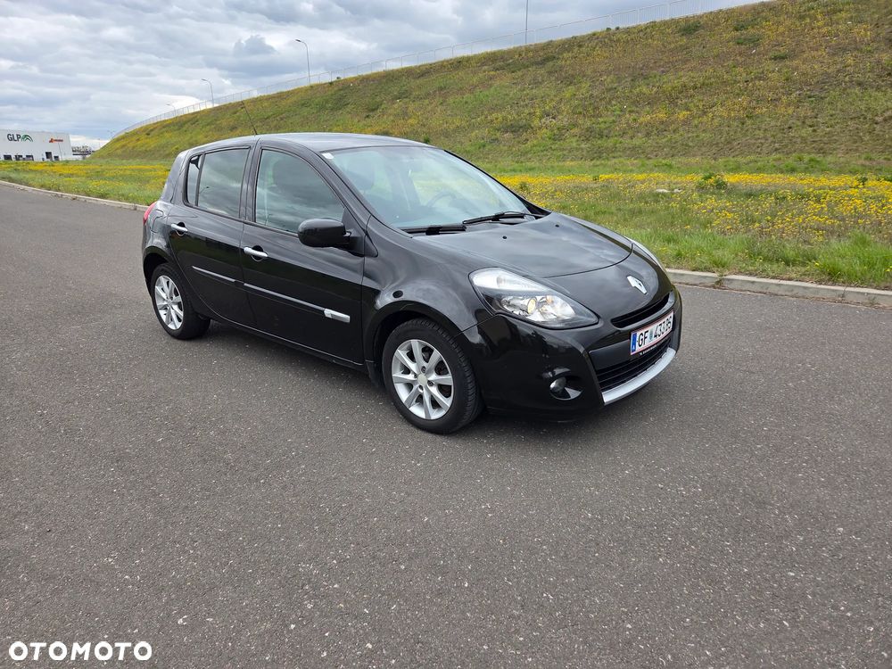 Renault Clio 1.2 16V 75 nightDay - 29
