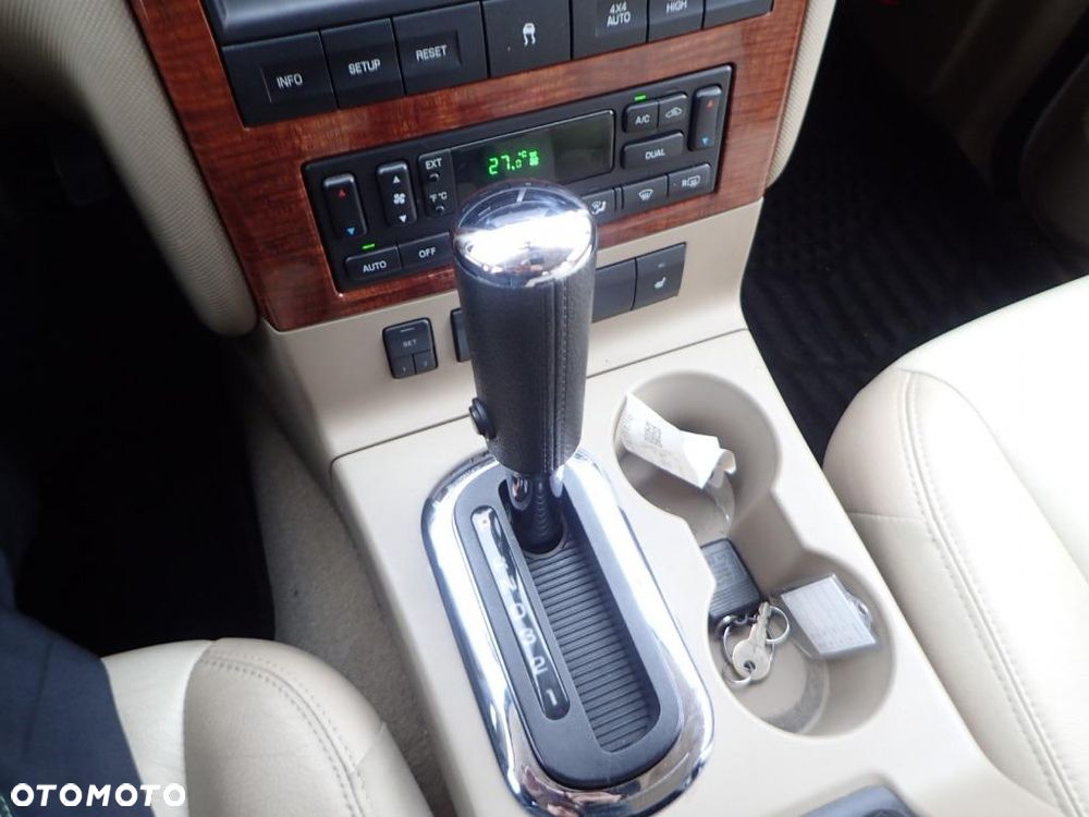 Ford Explorer 4.6 4WD - 8