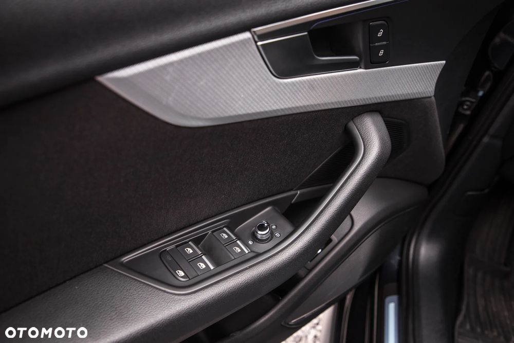 Audi A4 Allroad 2.0 TDI clean diesel Quattro S tronic - 35