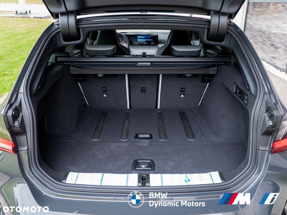 BMW M3 Competition M xDrive - 13