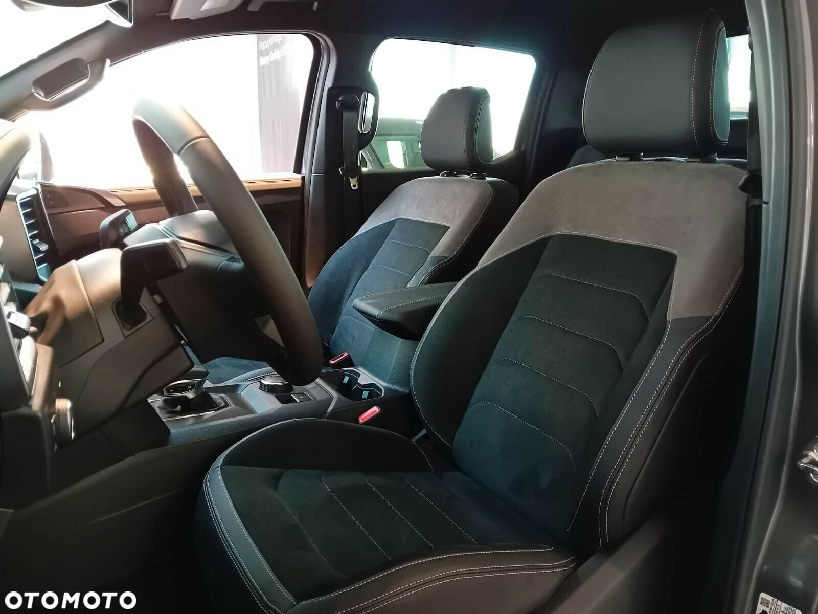 Volkswagen Amarok - 10