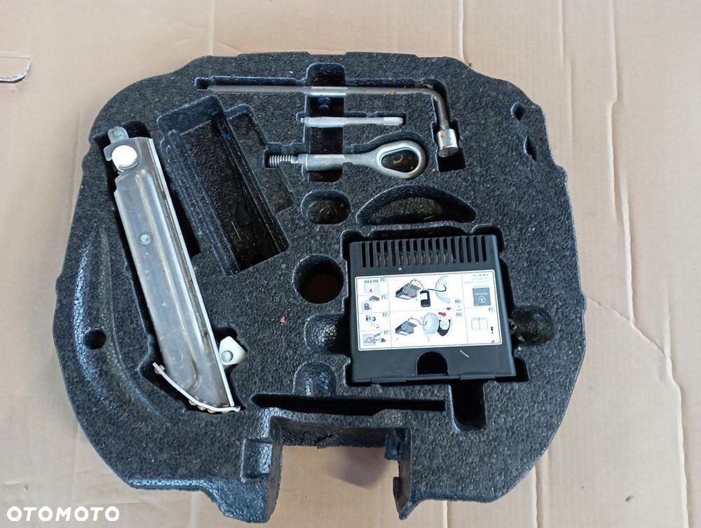MERCEDES W171 R171 STYROPIAN WKŁAD BAGAŻNIKA ZESTAW NAPRAWCZY A1716840537 - 1